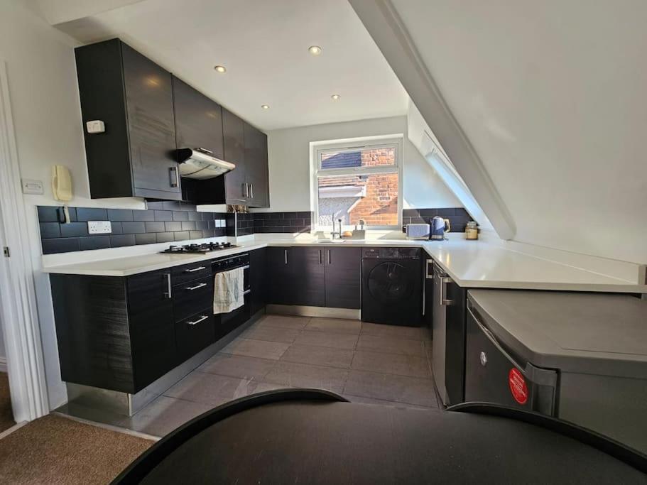 2 Bedroom Flat In Camden Лондон Екстер'єр фото